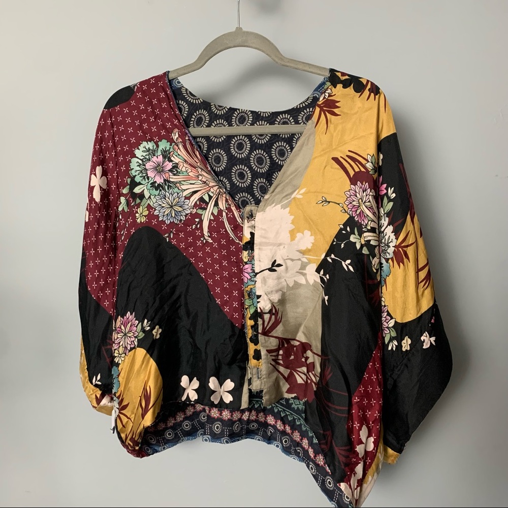 JOHNNY WAS REVERSIBLE SHRUG TOP